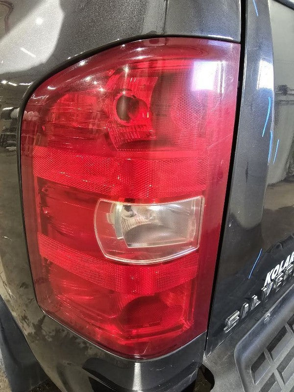 Passenger Right Front Door Laminated Glass Fits 17-19 PACIFICA 605697