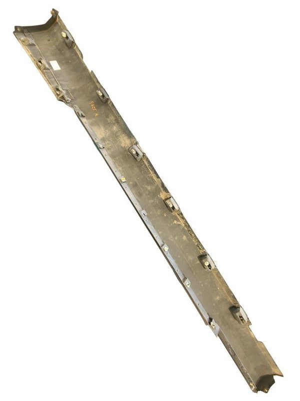 CAMARO    2011 Rocker Panel Moulding 673270