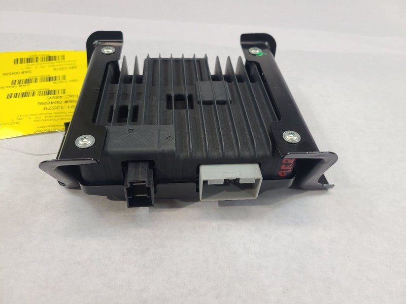 Chassis ECM Power Supply Behind Rear Seat Fits 19-23 SIERRA 1500 PICKU