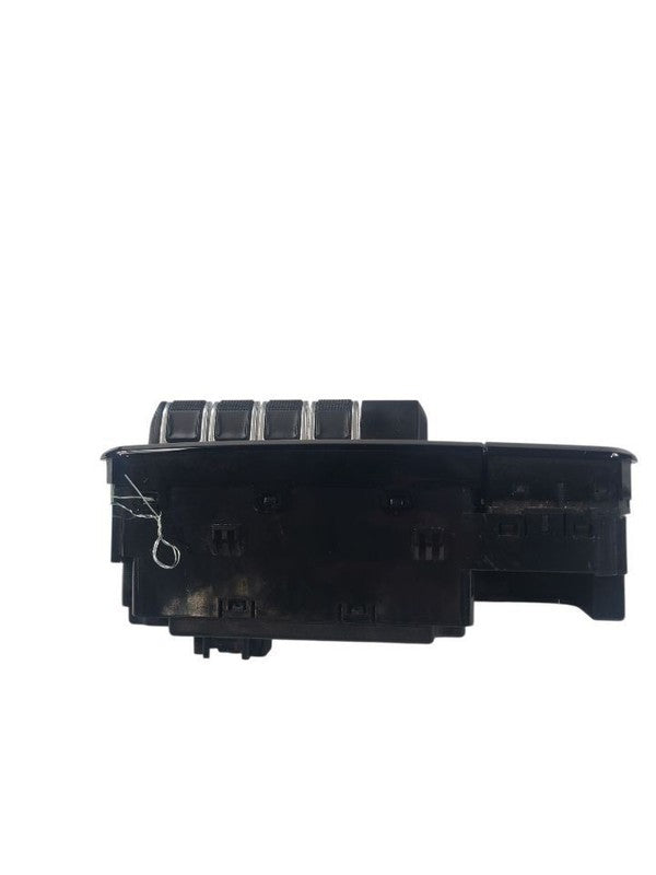 RAM15NEW  2019 Dash/Interior/Seat Switch 649652