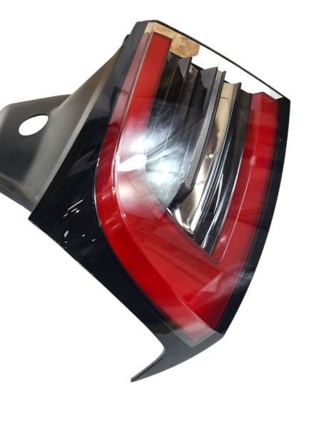 TESLA 3   2023 Quarter Mounted Driver's Side Tail Light 577750