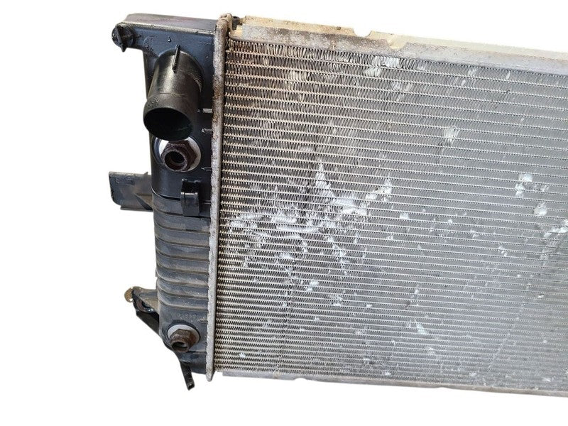 Radiator Fits 01-05 SIERRA 2500 PICKUP 646162