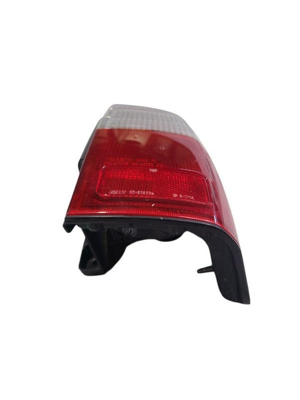 Passenger Right Tail Light Fits 96-00 4 RUNNER 663403