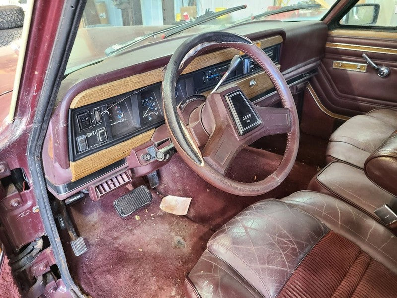 GRAND-WAG 1991 Door Moulding Rear 678956