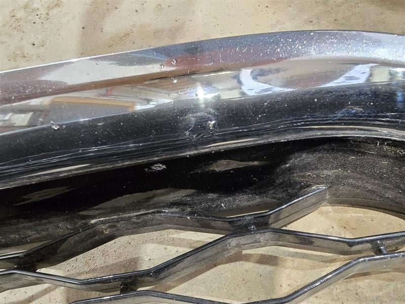 Grille Without Front Camera Fits 16-17 MAXIMA 599763