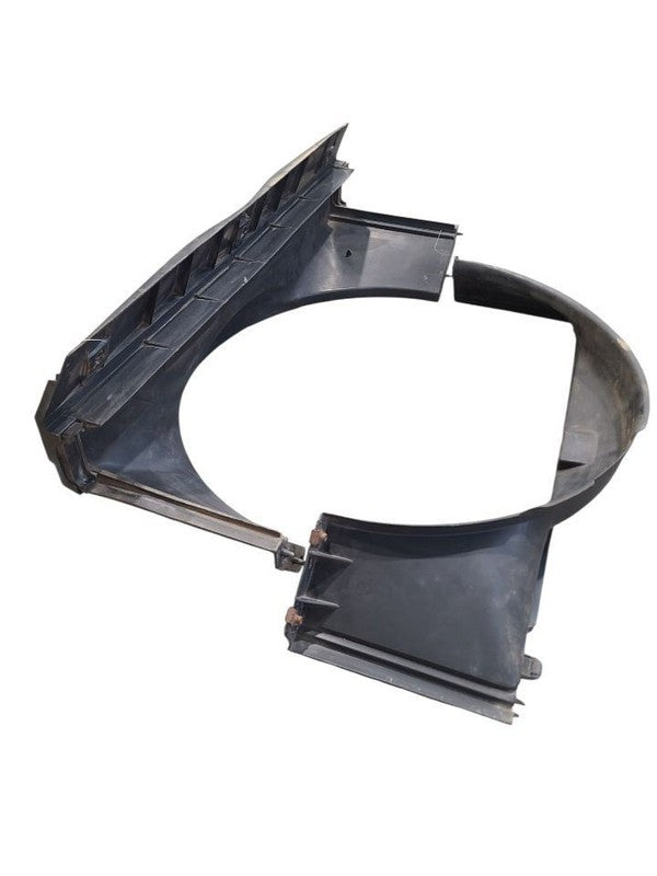 BLAZERS10 1996 Radiator Shroud 664815