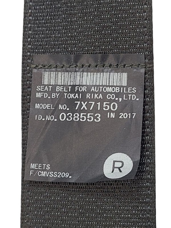 NX200T    2017 Seat Belt Rear 602129
