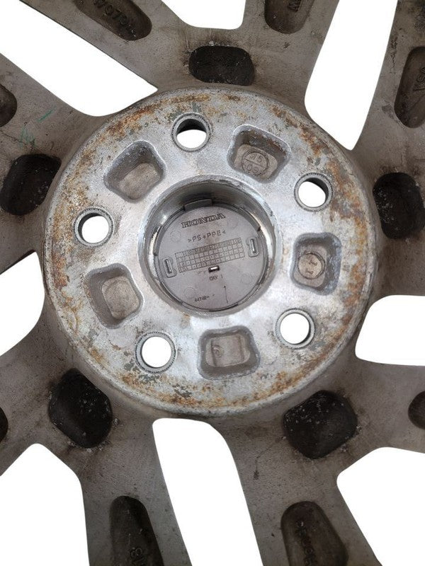 Wheel 17x7 Alloy Twisted Spoke Argent Fits 15-16 CR-V 658980