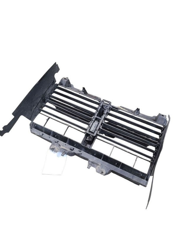 RAM1500   2018 Air Shutter 624724