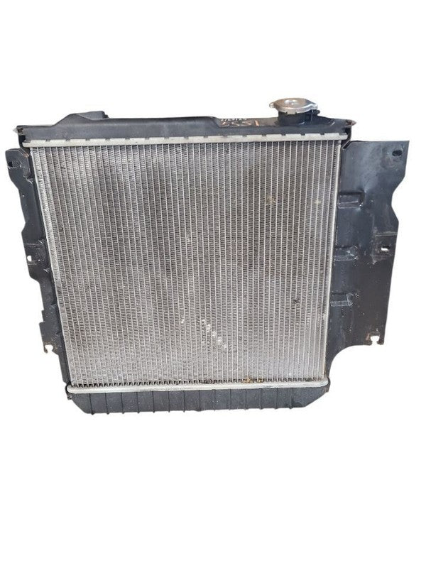 Radiator Fits 97-06 WRANGLER 668946