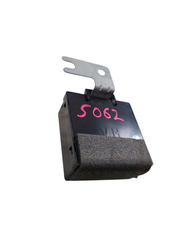 LS400     1992 Chassis ECM 635759