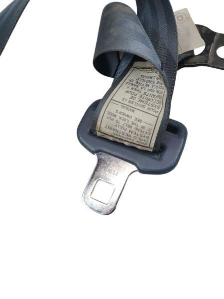 T100      1995 Seat Belt Rear 593146