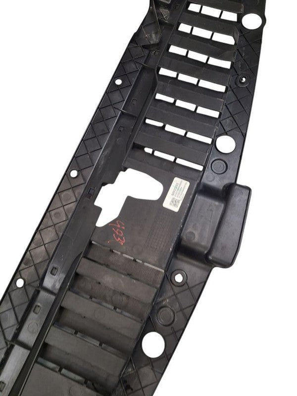 SILVRDO15 2022 Radiator Cover Baffle 617650