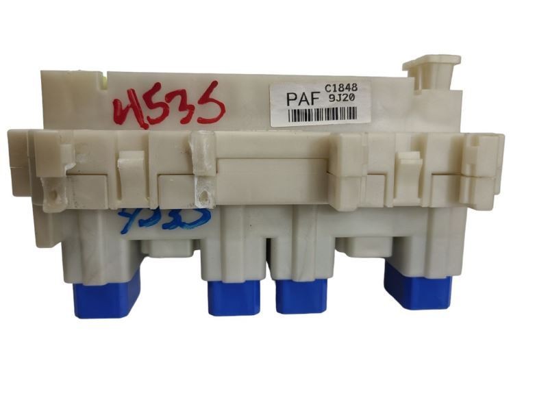 ALTIMA    2010 Fuse Box Cabin 575318