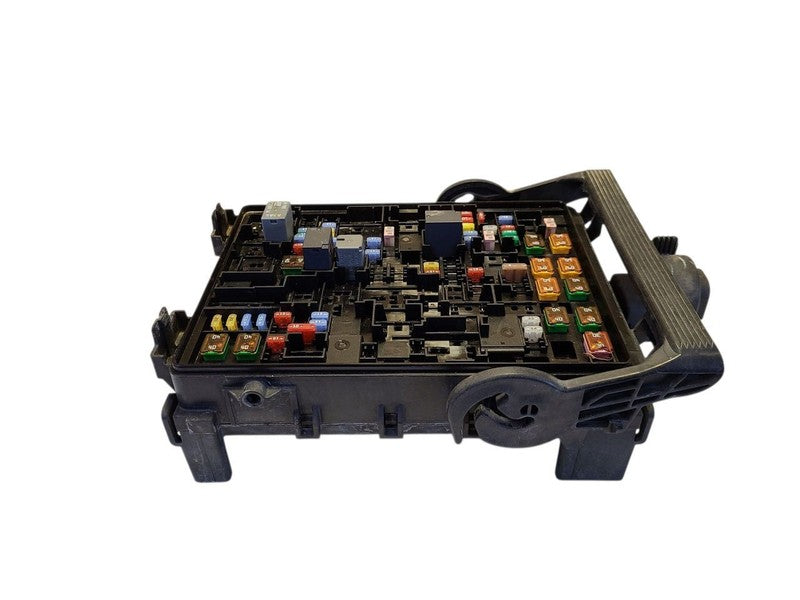 Fuse Box Engine Fits 15-20 ESCALADE 636494 23225905