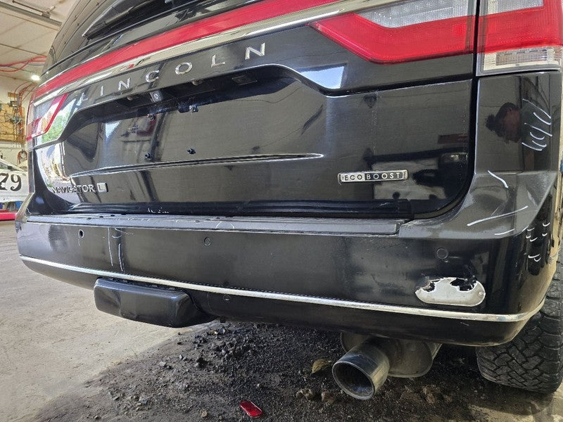 Rear Bumper Park Assist With Sensor Holes In Cover Fits 09-17 NAVIGATO