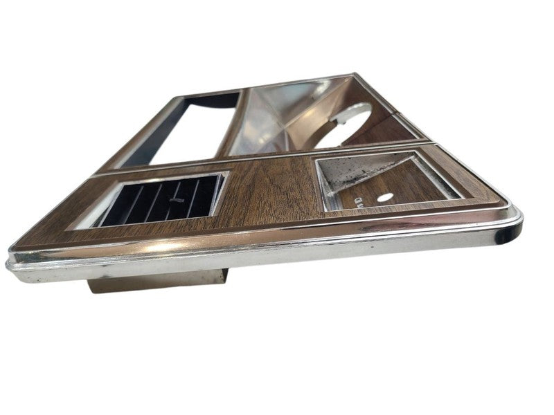 OLDS-SW   1988 Dash Bezel 677793