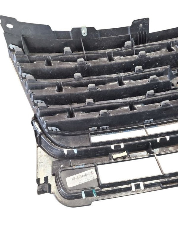 Grille Upper XLT Chrome Bars Fits 16-17 EXPLORER 666119