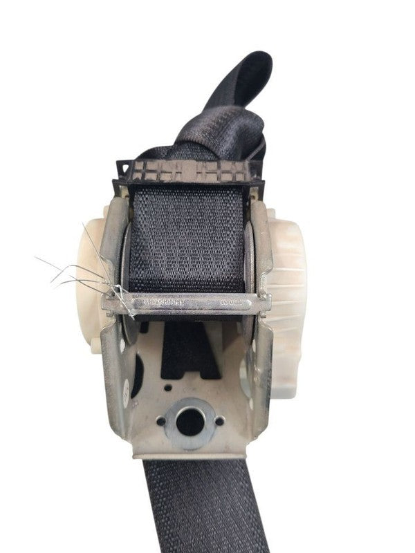 200       2015 Seat Belt Rear 644782