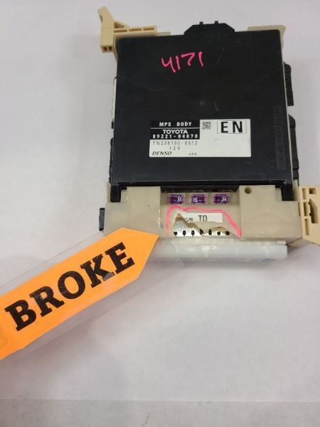 Chassis ECM Multiplex Control Module Fits 2020 TACOMA 538502 89221-040
