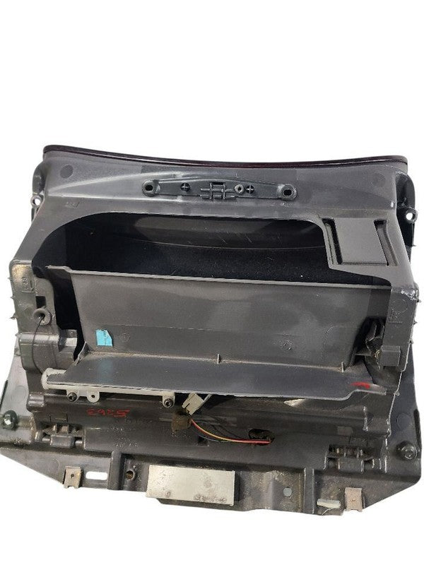 V70       2004 Glove Box 649805