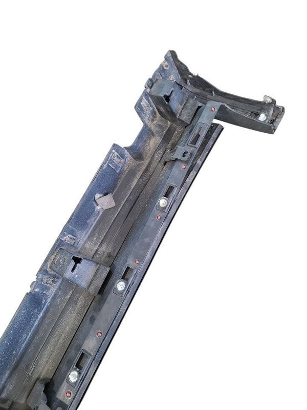 XT5       2017 Rocker Panel Moulding 662608