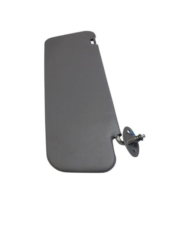 T100      1995 Sun Visor 659443