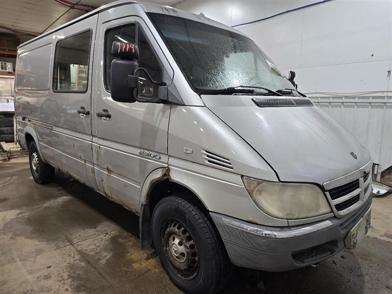 Door Handle Exterior Front Door Driver Left Fits 02-06 SPRINTER 2500 6
