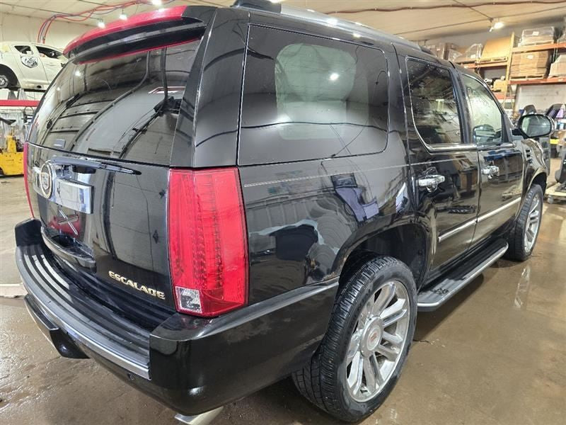 Driver Left Headlight Without LED Fits 09-14 ESCALADE 586181