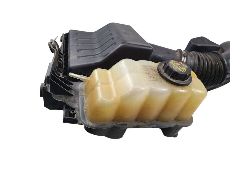 Air Cleaner 3.7L Fits 11-14 FORD F150 PICKUP 630188