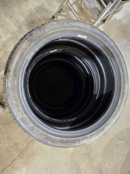 4 USED Tires 585559   205-45-17 Toyo Proxes4 10/32"