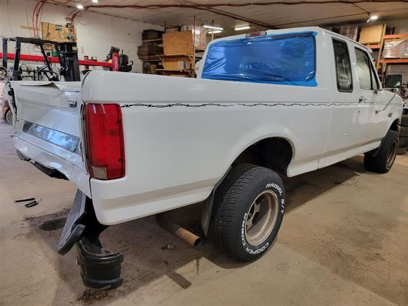 Carrier Front Axle 3.31 Ratio Fits 94-96 FORD F150 PICKUP 559592