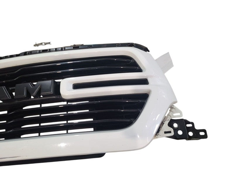 Grille New Style 6 Lug Wheel Upper Fits 19-23 DODGE 1500 PICKUP 649501