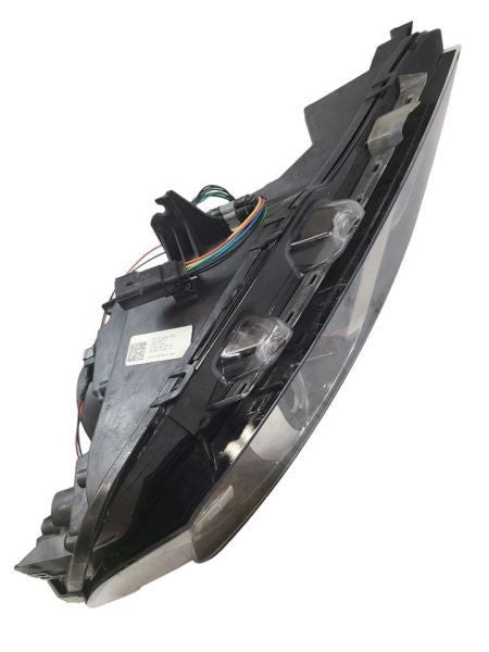 Driver Headlight VIN 1 4th Digit New Style Halogen Fits 14 IMPALA 5725