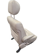 LX470     1999 Front Seat 674378