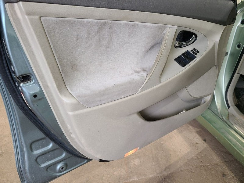 Driver Front Door Electric Windows North America Built Fits 07-11 CAMR