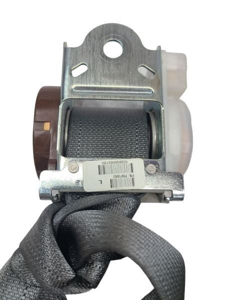 SIENNA    2017 Seat Belt Rear 588096
