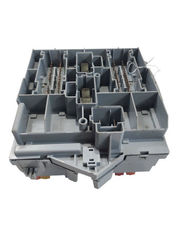 Fuse Box Engine With AC Fits 17-24 PROMASTER 1500 VAN 670562