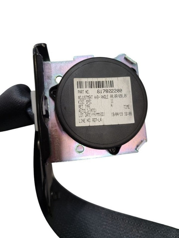 OUTLAN SP 2019 Seat Belt Rear 609178