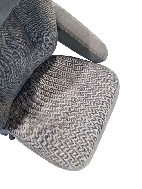 BRONCO    1992 Front Seat 648871