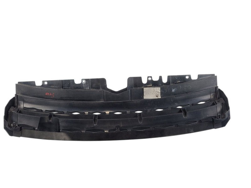 Grille Upper Without Adaptive Cruise Fits 13-15 EVOQUE 660824