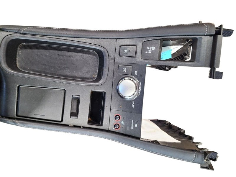 Console Front Floor Fits 12-13 LEXUS CT200H 621284