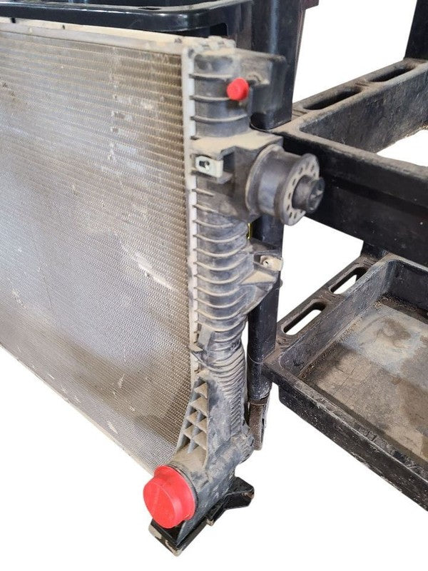 Radiator Intercooler Cooling Fits 11-16 FORD F250SD PICKUP 637167
