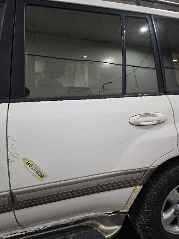 Driver Rear Side Door 8 Cylinder With Moulding Fits 98-02 LAND CRUISER
