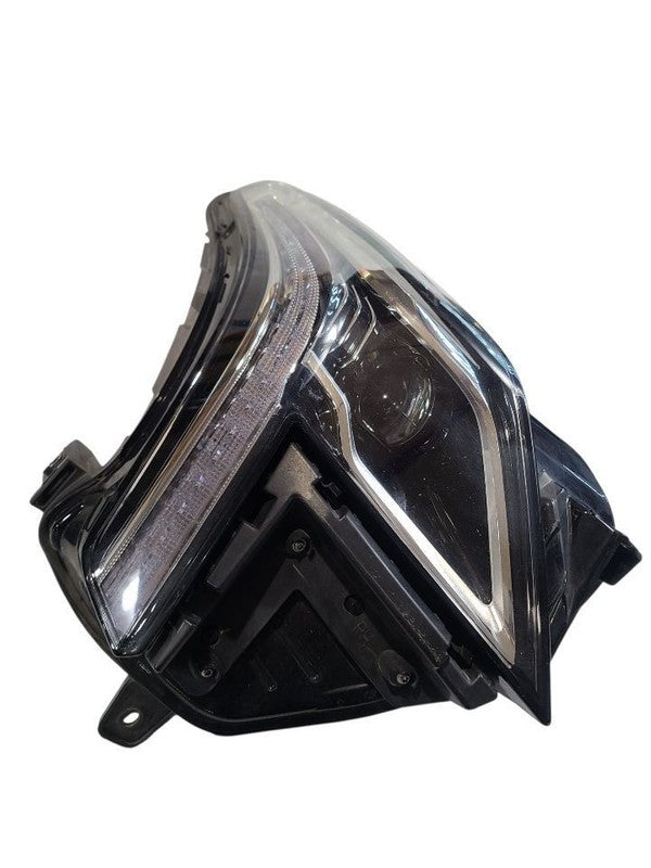 Passenger Right Headlight LED Fits 17 XT5 662590