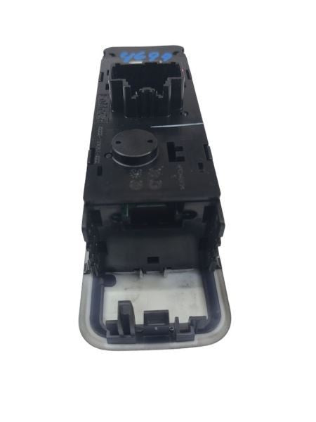 EXPLORER  2021 Dash/Interior/Seat Switch 592187