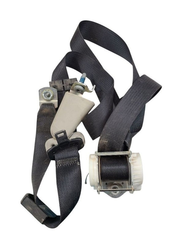 TOWN COUN 2016 Seat Belt Rear 621151