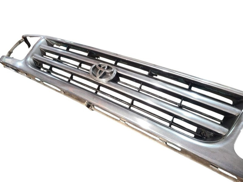 Grille Upper Chrome Fits 93-98 T100 653967