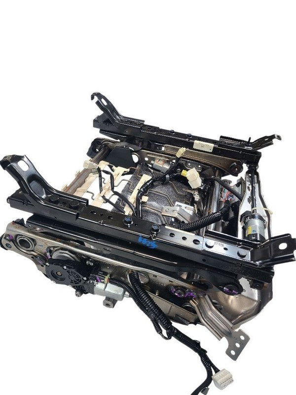 OUTBAKLEG 2018 Front Seat Track 651505