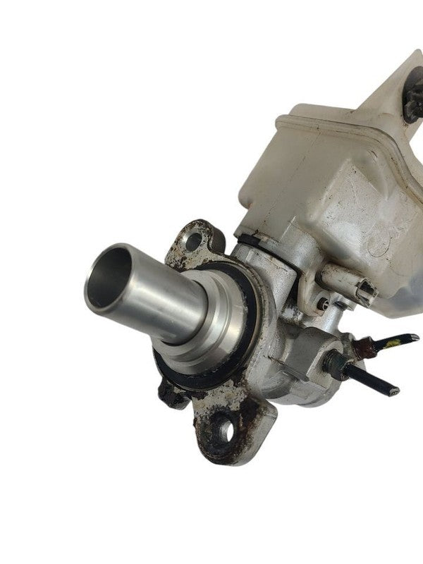 Brake Master Cylinder Includes CVT Fits 07-11 VERSA 605084